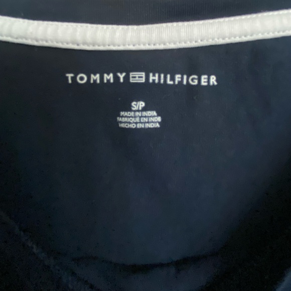Used Women’s Small Tommy Hilfiger t-shirt Dress. Cotton.Navy w/ red/white logo. - Picture 3 of 4